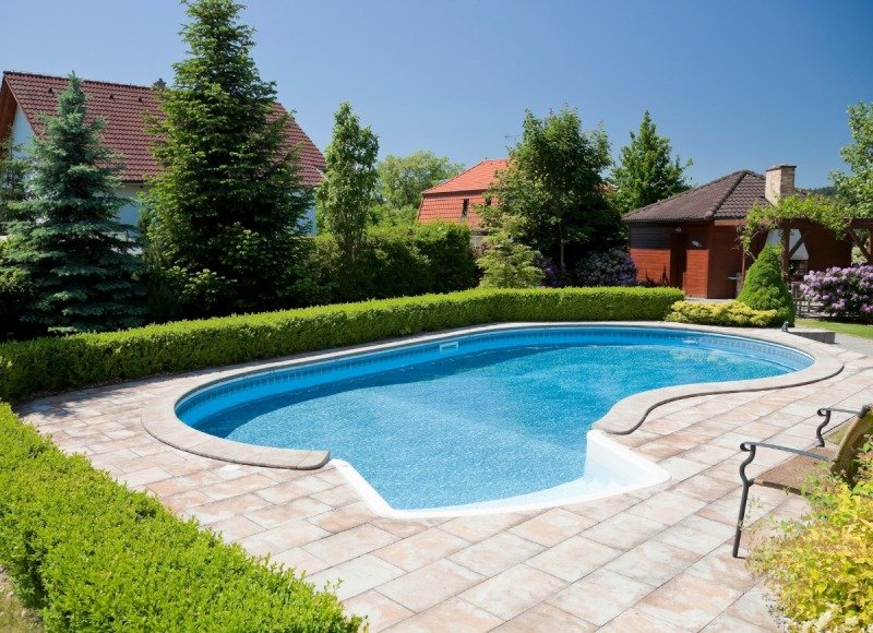 8 Cheap Ways To Heat Your Pool 