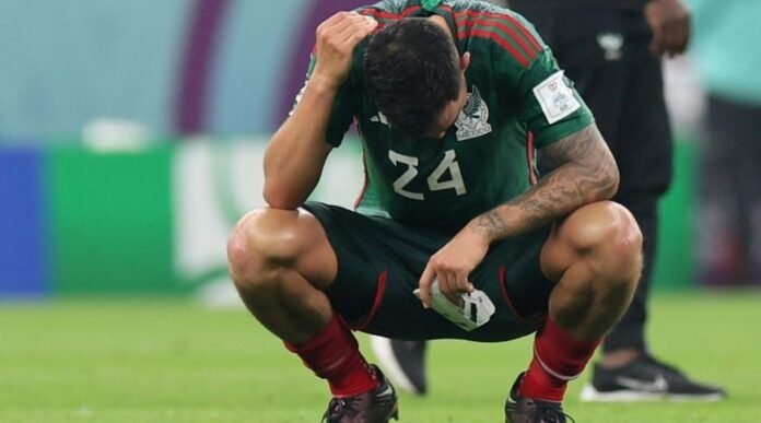 _Mexico miss out on the last 16 on goal difference despite beating Saudi Arabia (4)